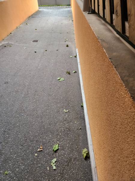 Avant nettoyage partie communes à Lyon par AMB PROPRETE