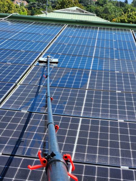 Perche carbone pour une meilleure accessibilité 